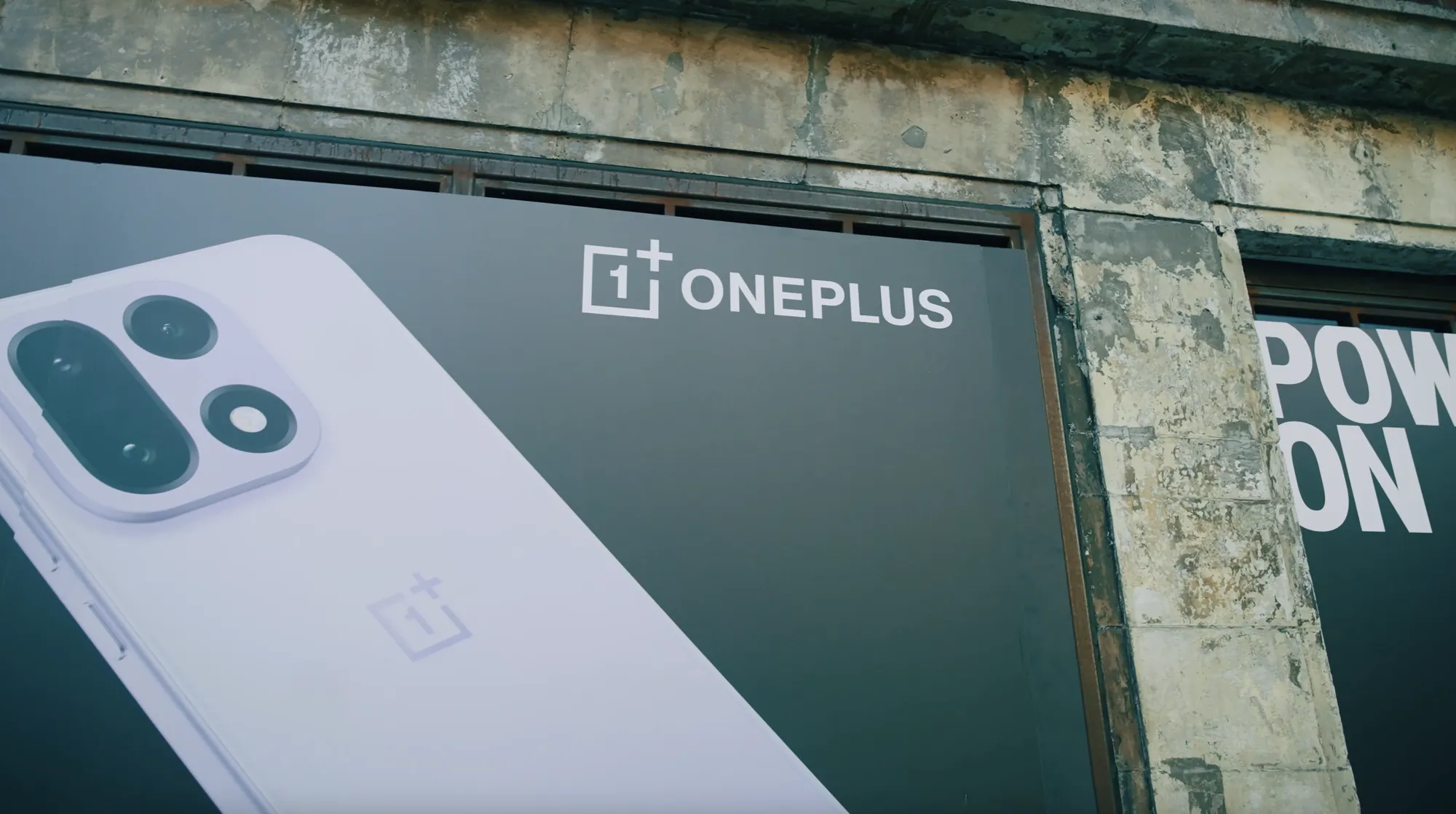OnePlus 15, 9 of 14